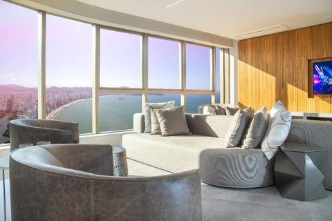 Venda | Apartamento com 265,00 m². Centro, Balneário Camboriú